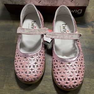 NWT Twig Girls Karen Pink Leather Size EUR 30 Shoes